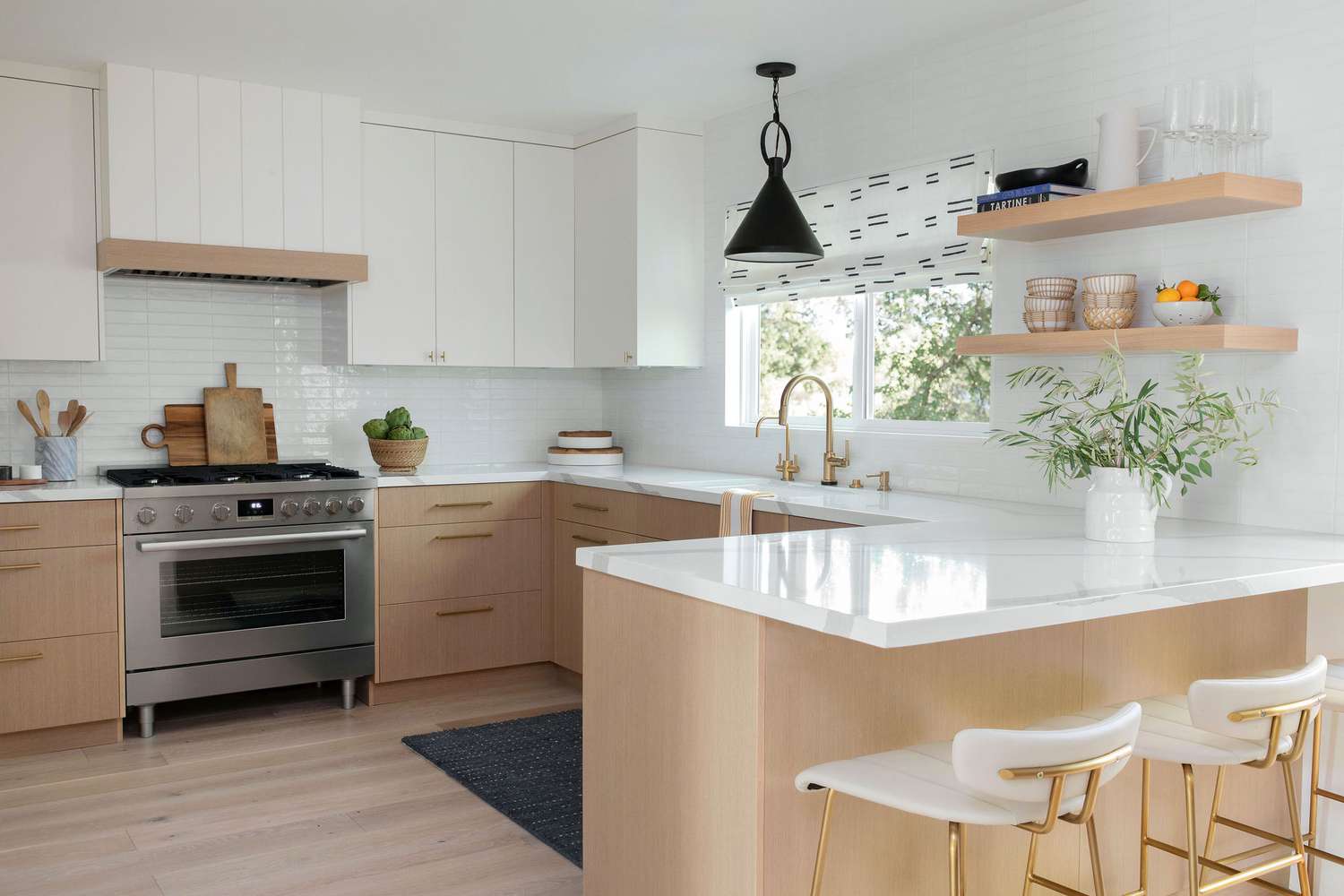 Modern kitchen renovation by Urban Woodspace